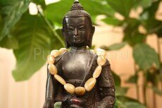 БРАСЛЕТ КУМУШКИ ИЗ ТАБАЧНОГО НЕФРИТА ШАМБАЛА